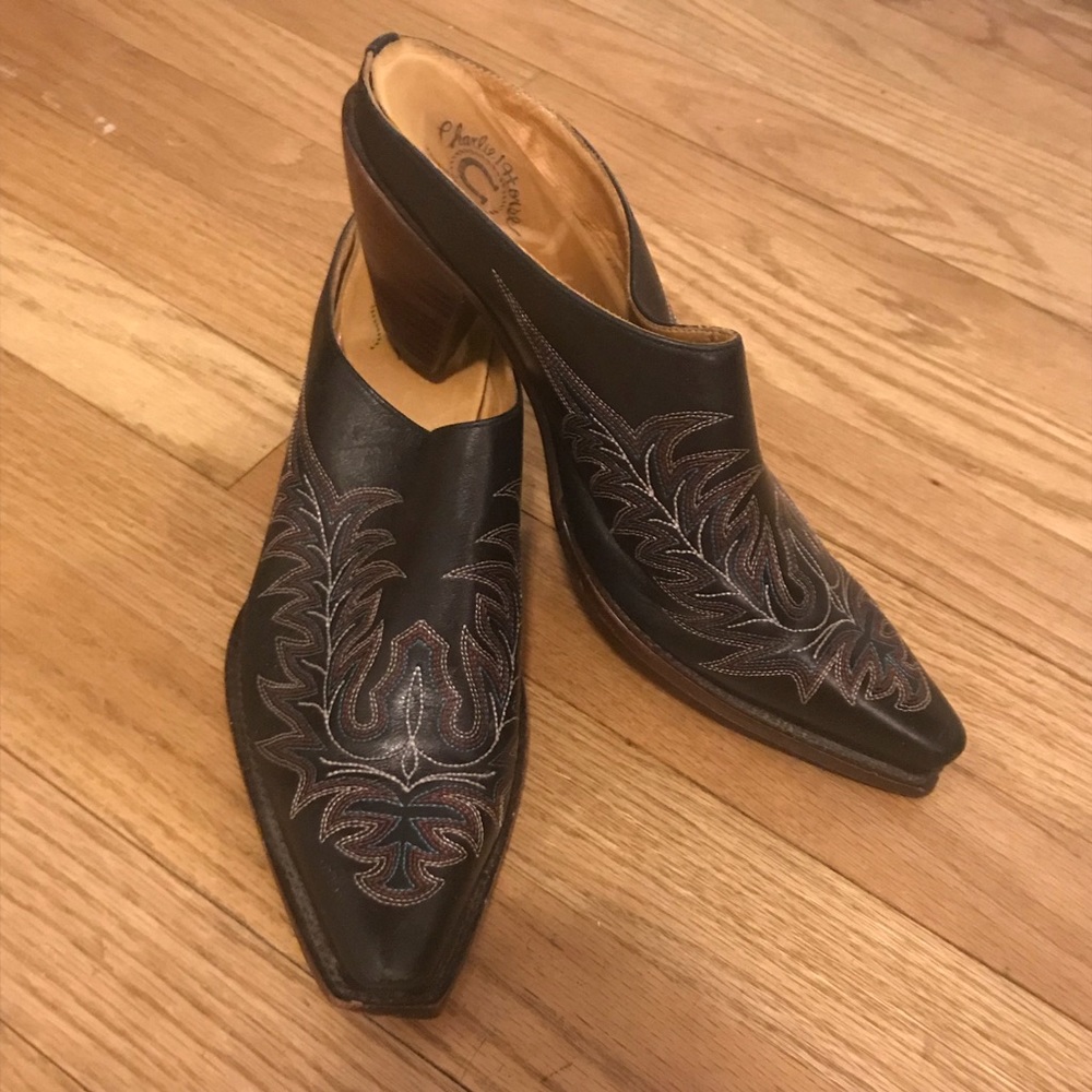 Charlie 1 Horse Size 8 Mules